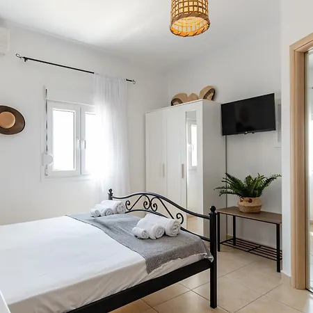 Casa Marcos Naxos City