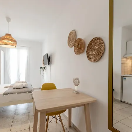 Casa Marcos Naxos City