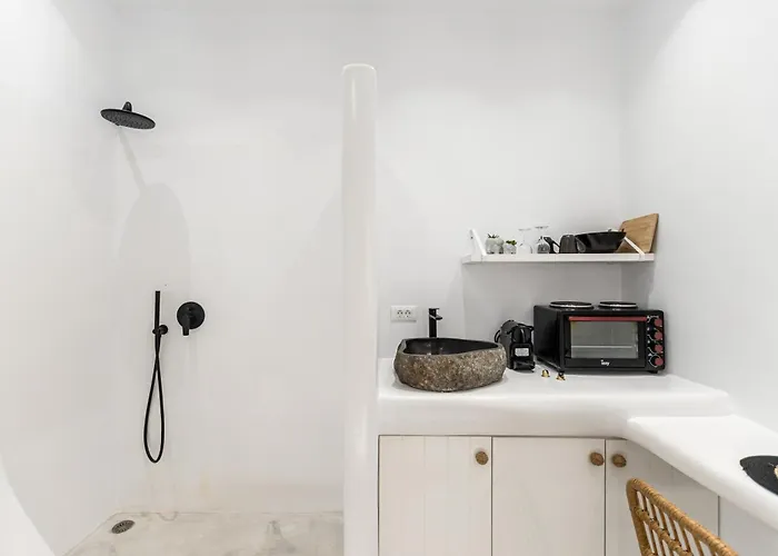 Casa Marcos Naxos City