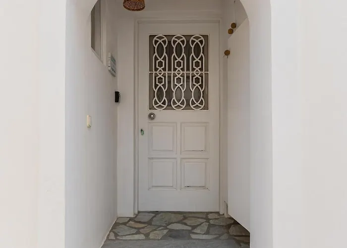Casa Marcos Naxos City